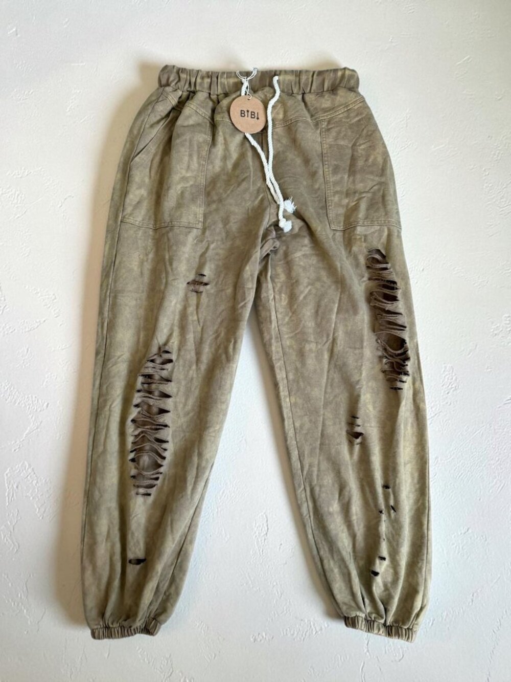 BIBI Women’s Tan Distressed Lounge Joggers Pants Size Large NEW NWT